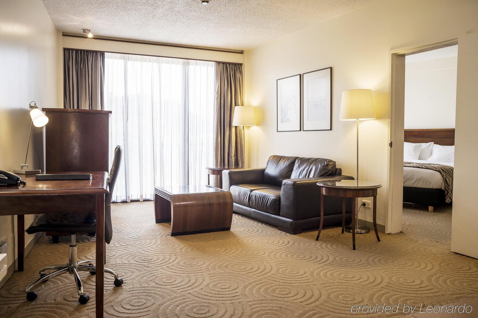 Crown Hotel بورت مورسبي المظهر الخارجي الصورة