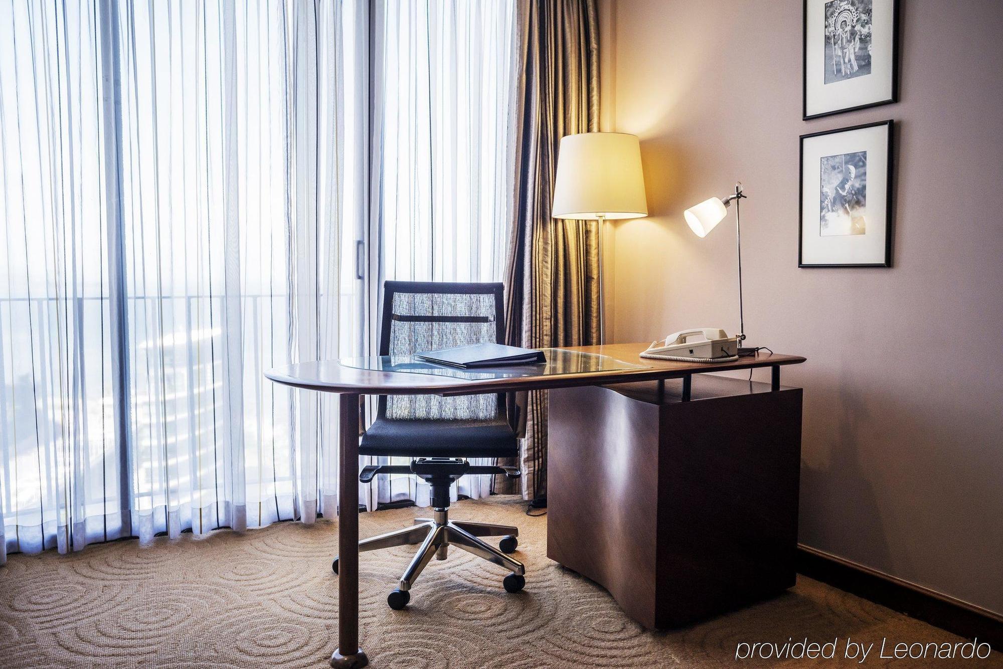 Crown Hotel بورت مورسبي المظهر الخارجي الصورة